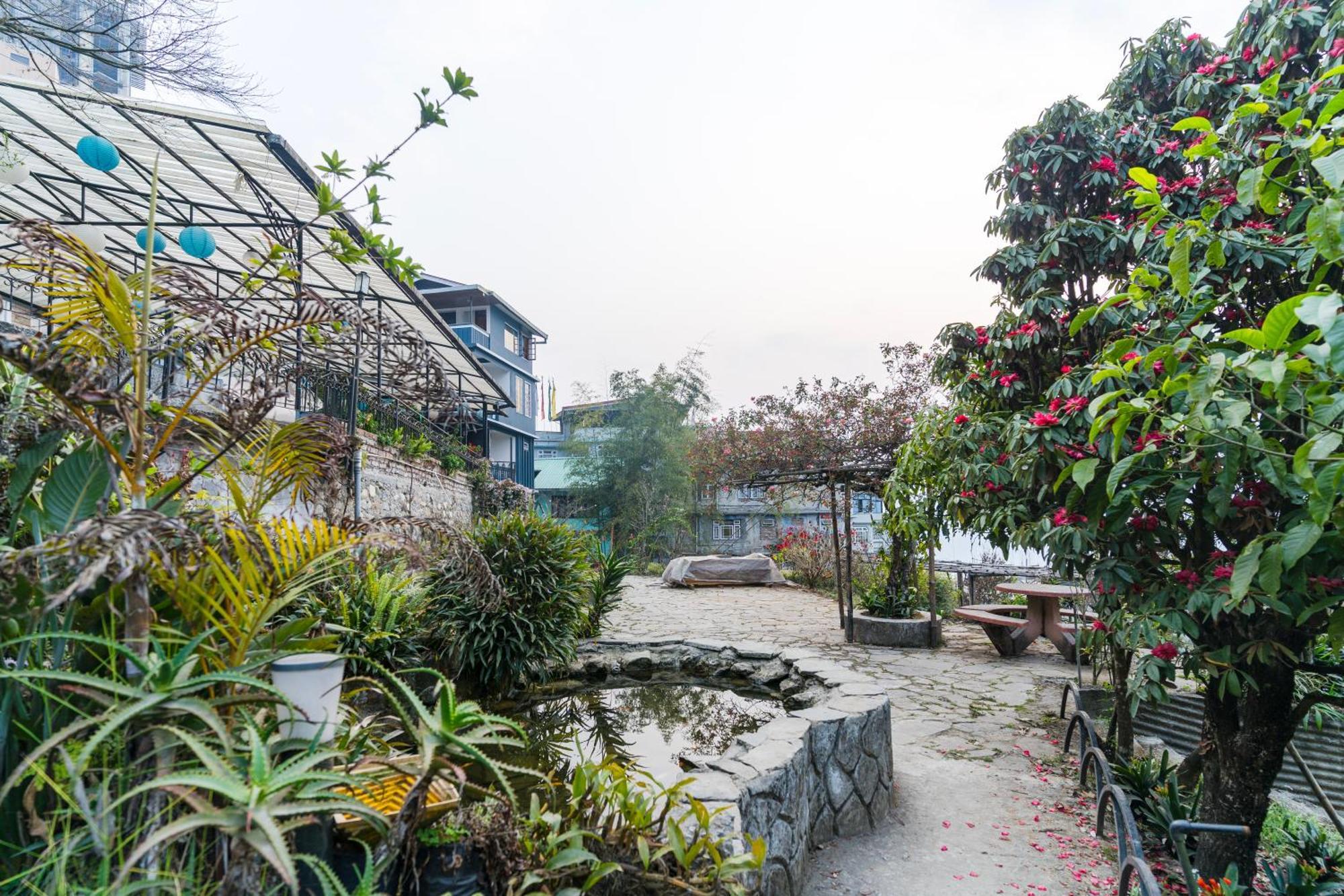 Sparrow Cherry Resort 2 Min Walk To Mg Marg Gangtok Exteriör bild